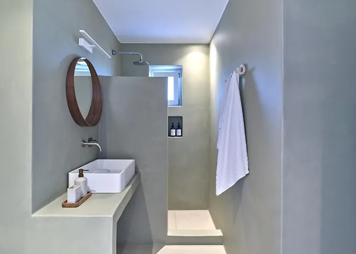 Private Luxury Scarlet Beachfront Villa, Molos, Paros Willa Molos (Paros)