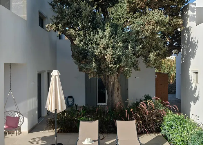 Private Luxury Scarlet Beachfront Villa, Molos, Paros *