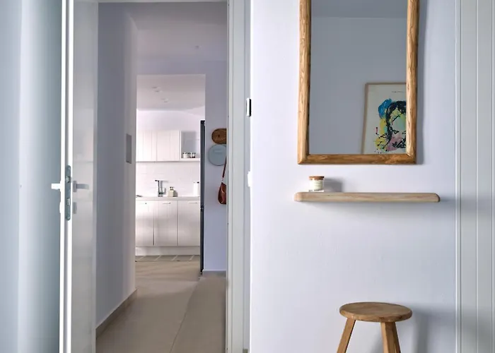 Private Luxury Scarlet Beachfront Villa, Molos, Paros Willa Molos (Paros)