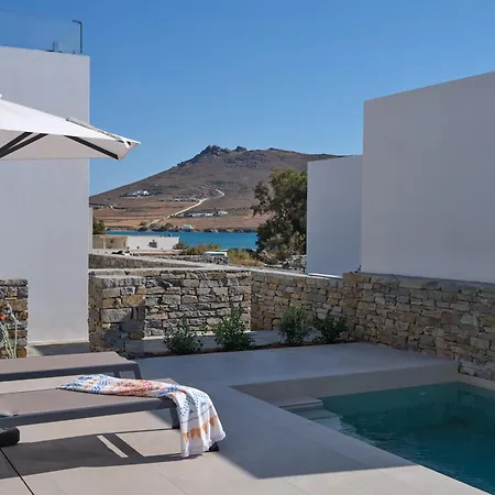ヴィラ Private Luxury Scarlet Beachfront Villa, Molos, Paros