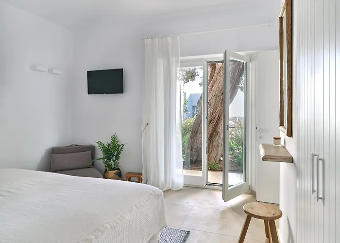 ヴィラ Private Luxury Scarlet Beachfront Villa, Molos, Paros